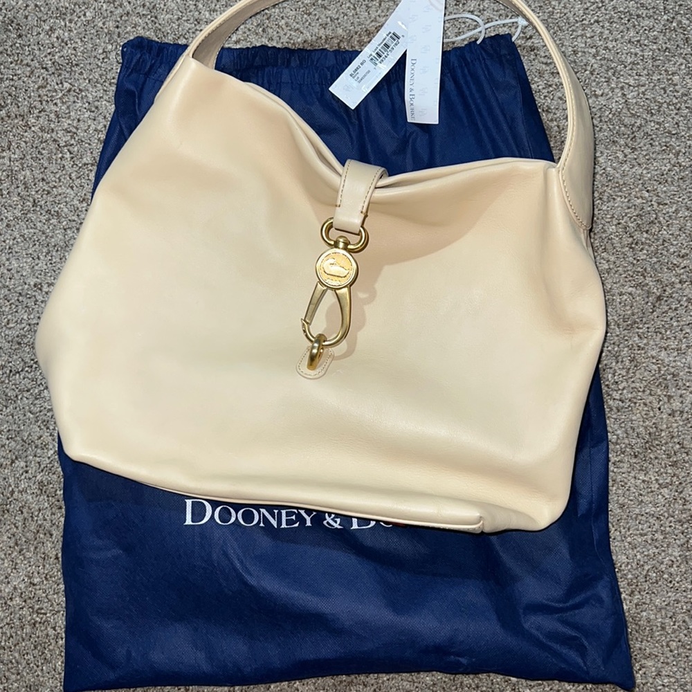 Dooney & Bourke tan shoulder bag